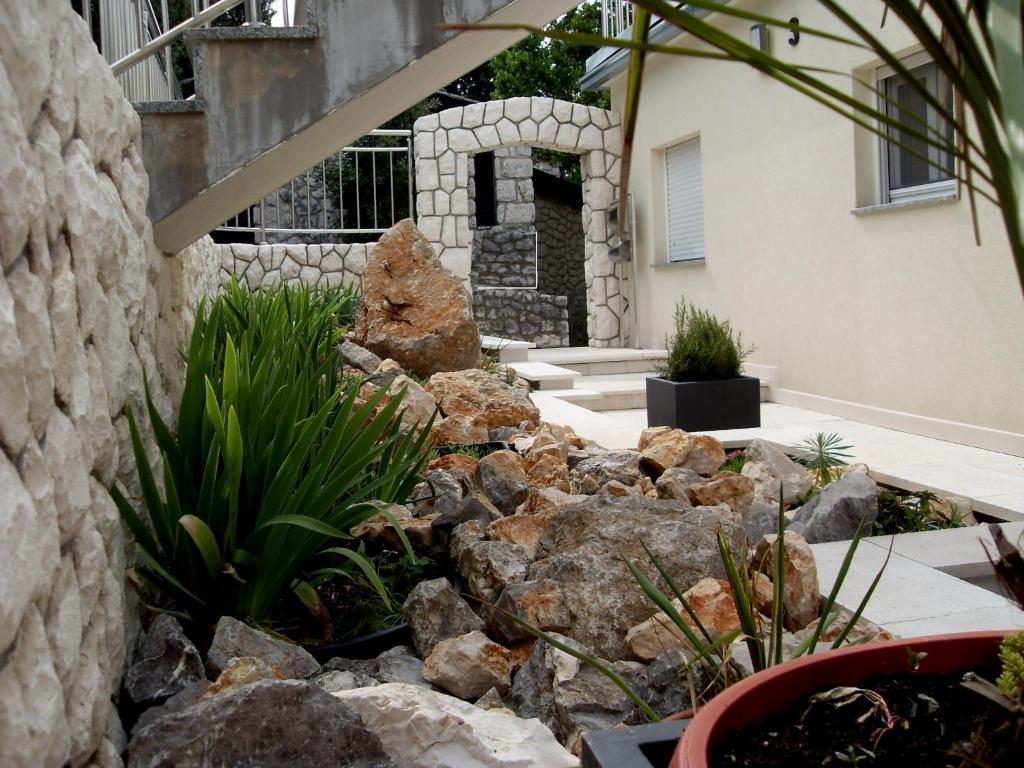 נובי ווינודולסקי Apartments Ilona מראה חיצוני תמונה