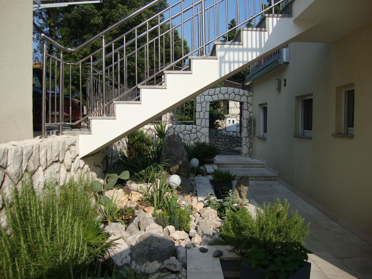 נובי ווינודולסקי Apartments Ilona מראה חיצוני תמונה