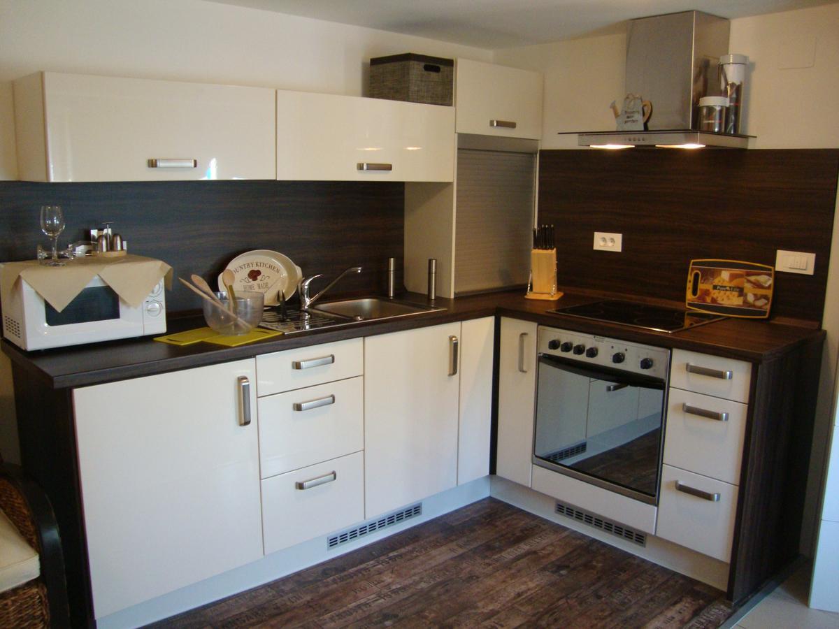 נובי ווינודולסקי Apartments Ilona מראה חיצוני תמונה